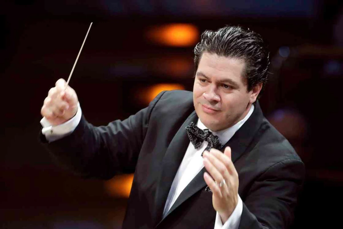 Cristian Măcelaru va deschide Festivalul Enescu 2025 cu o premieră mondială și un superstar al viorii
