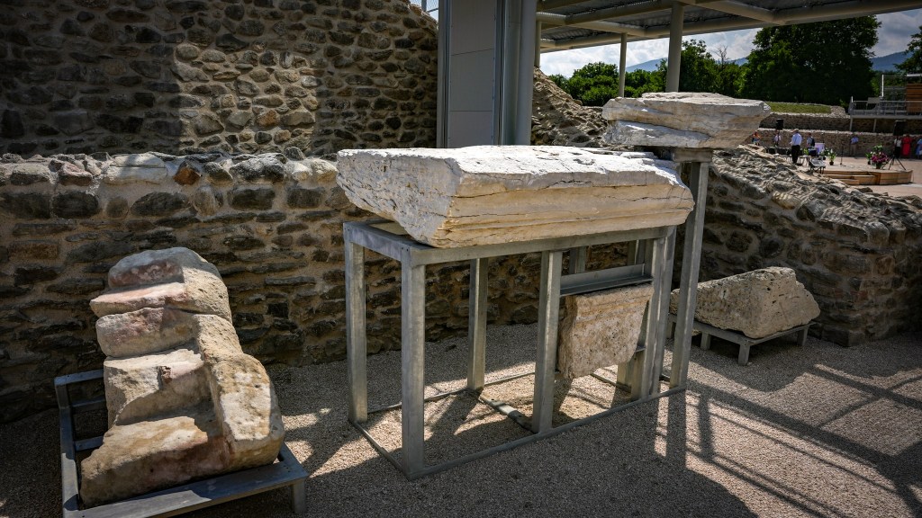 𝗔𝗺𝗳𝗶𝘁𝗲𝗮𝘁𝗿𝘂𝗹 𝗿𝗼𝗺𝗮𝗻 𝗱𝗲 𝗹𝗮 𝗨𝗹𝗽𝗶𝗮 𝗧𝗿𝗮𝗶𝗮𝗻𝗮 𝗦𝗮𝗿𝗺𝗶𝘇𝗲𝗴𝗲𝘁𝘂𝘀𝗮