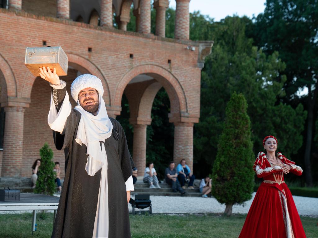 Kadi Bulgakov și Bianca Tabacu