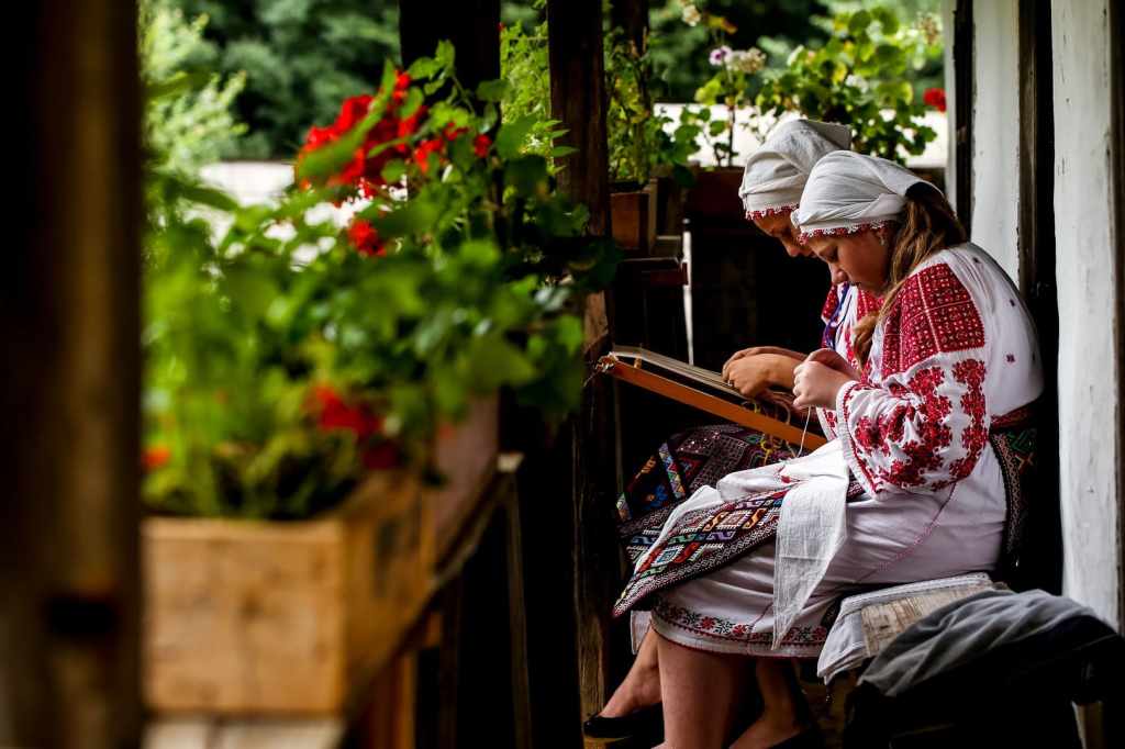 Viitorul are rădăcini la Sibiu. Sute de tineri meșteșugari și-au dat întâlnire la Olimpiada Națională de la Muzeul&nbsp;ASTRA