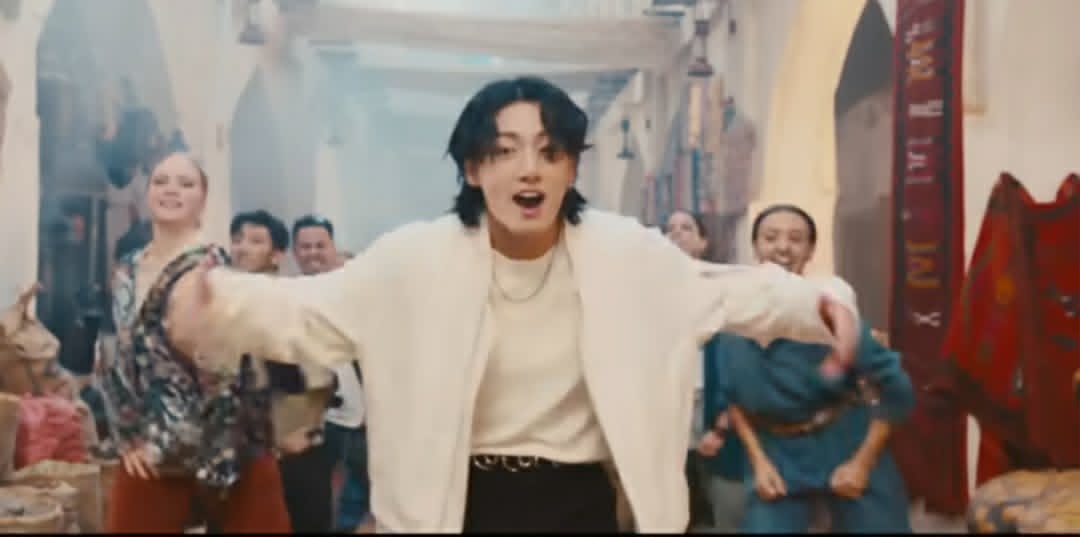 De la deschiderea din Qatar la show-ul din SUA! Jungkook stabilește o premieră mondială