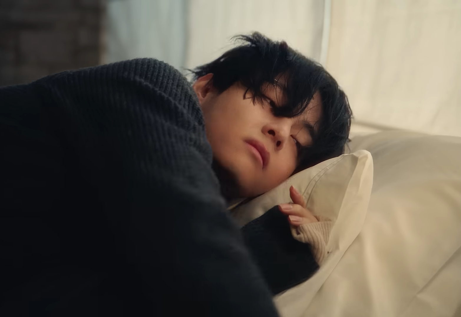 V de la BTS, în elita League of Legends: Starul K-pop a atins rangul Master în plin turneu mondial