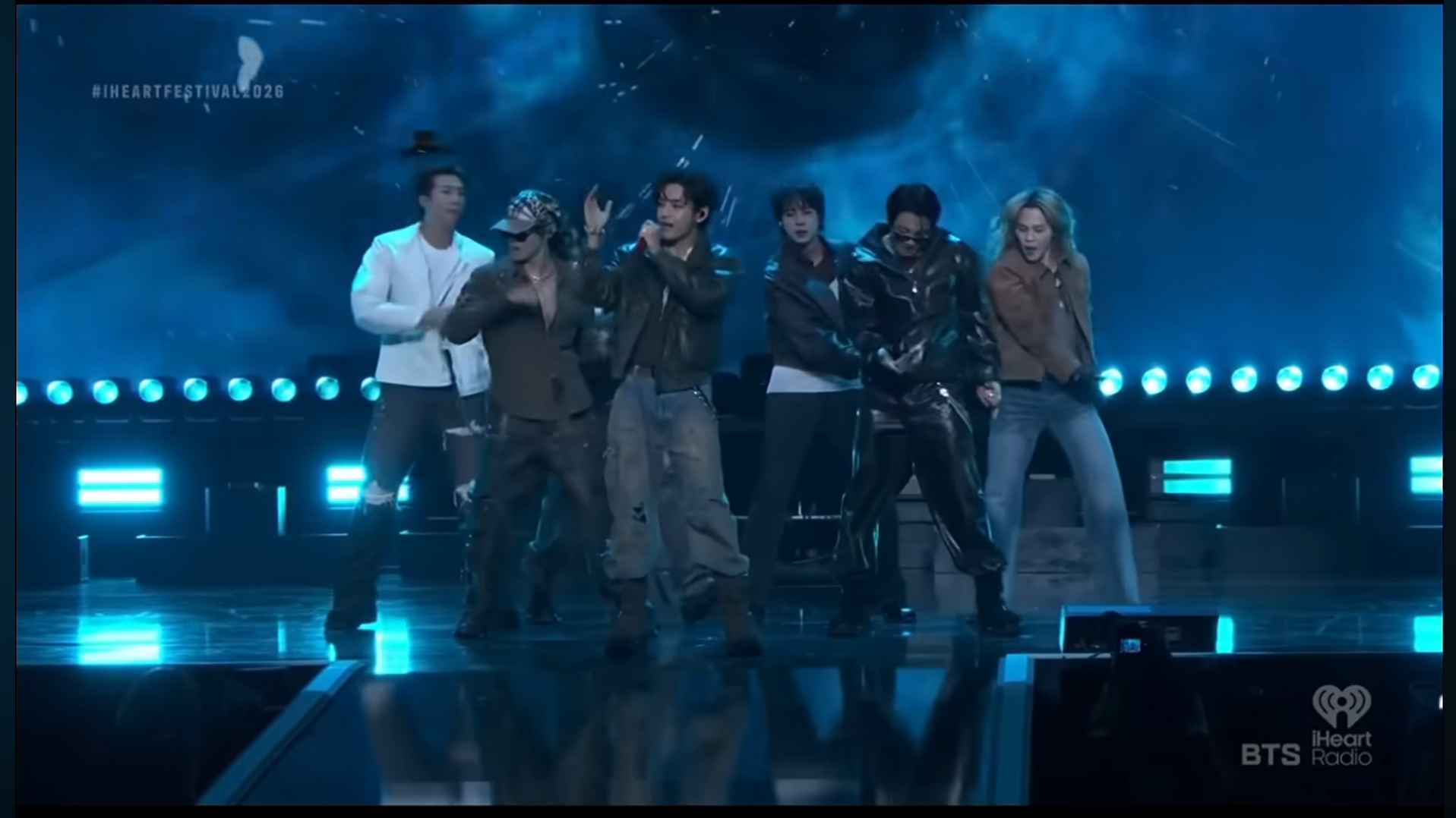 BTS, cei mai premiați la The Fact Music Awards 2026: patru trofee, deși marile premii au mers la ATEEZ, NMIXX, RIIZE și CORTIS