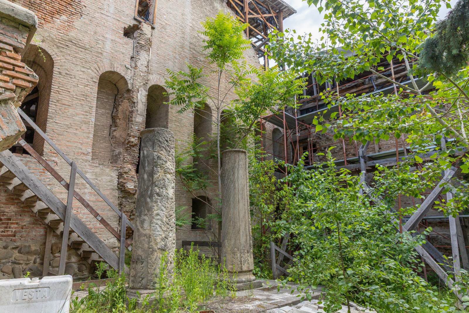 Curtea Veche din București, pusă în siguranță! Două milioane de lei și trei luni de lucrări la cel mai vechi monument medieval