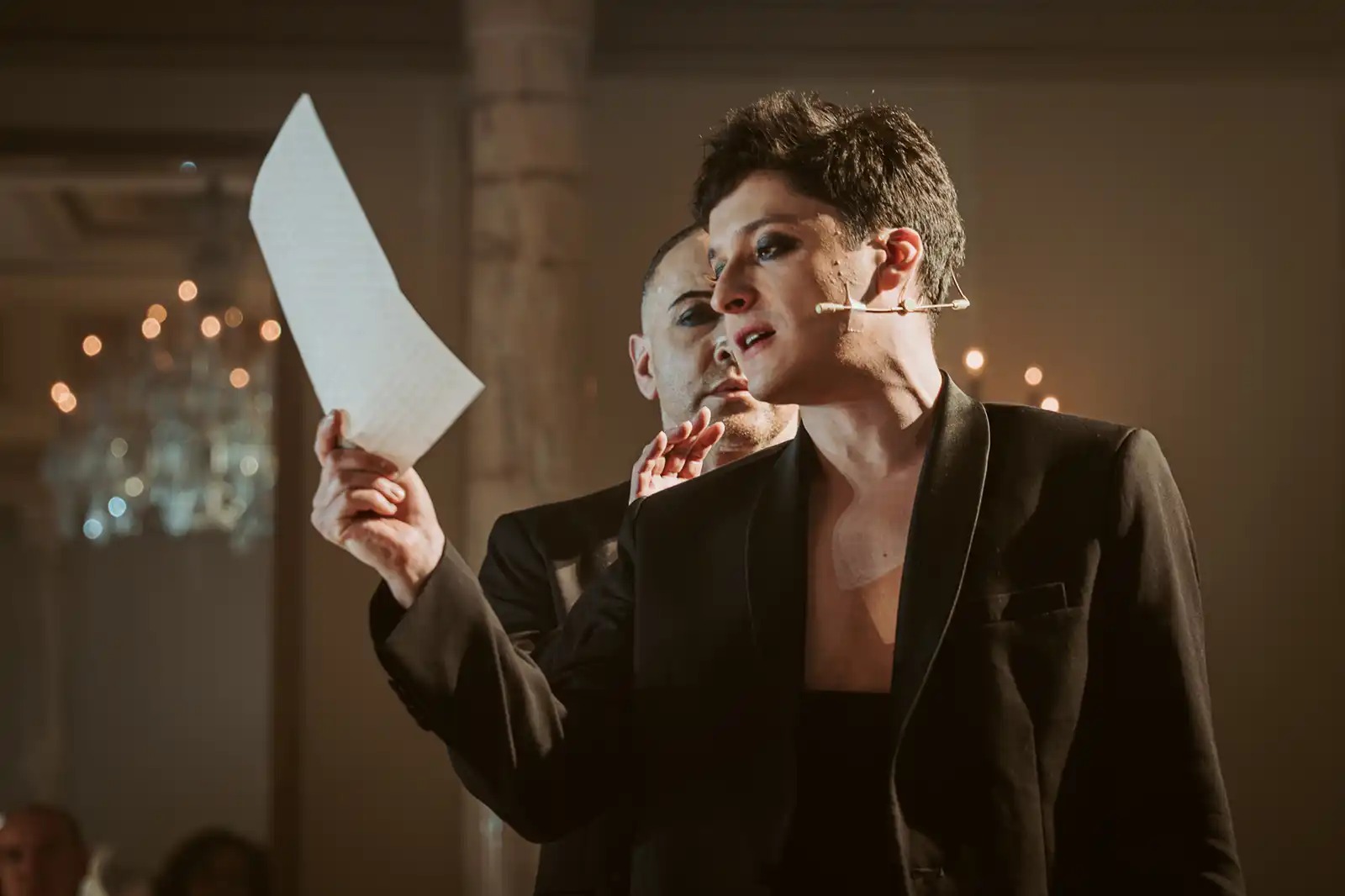 „De Profundis”, spectacolul lui Răzvan Mazilu după Oscar Wilde, se joacă în trei palate, la trei festivaluri: Ploiești, Arad, FNT