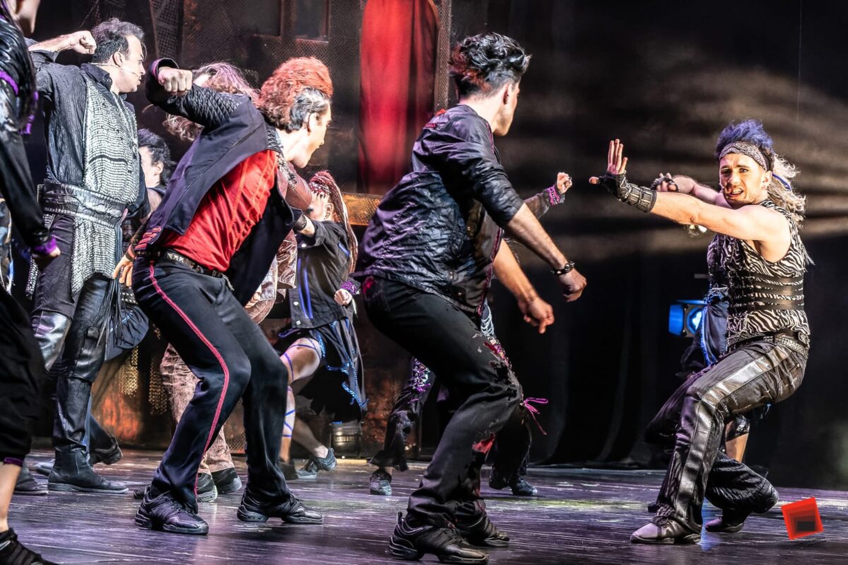 Opereta din București intră pentru prima dată în Festivalul Național de Teatru, cu musicalul „Romeo & Julieta” regizat de KERO