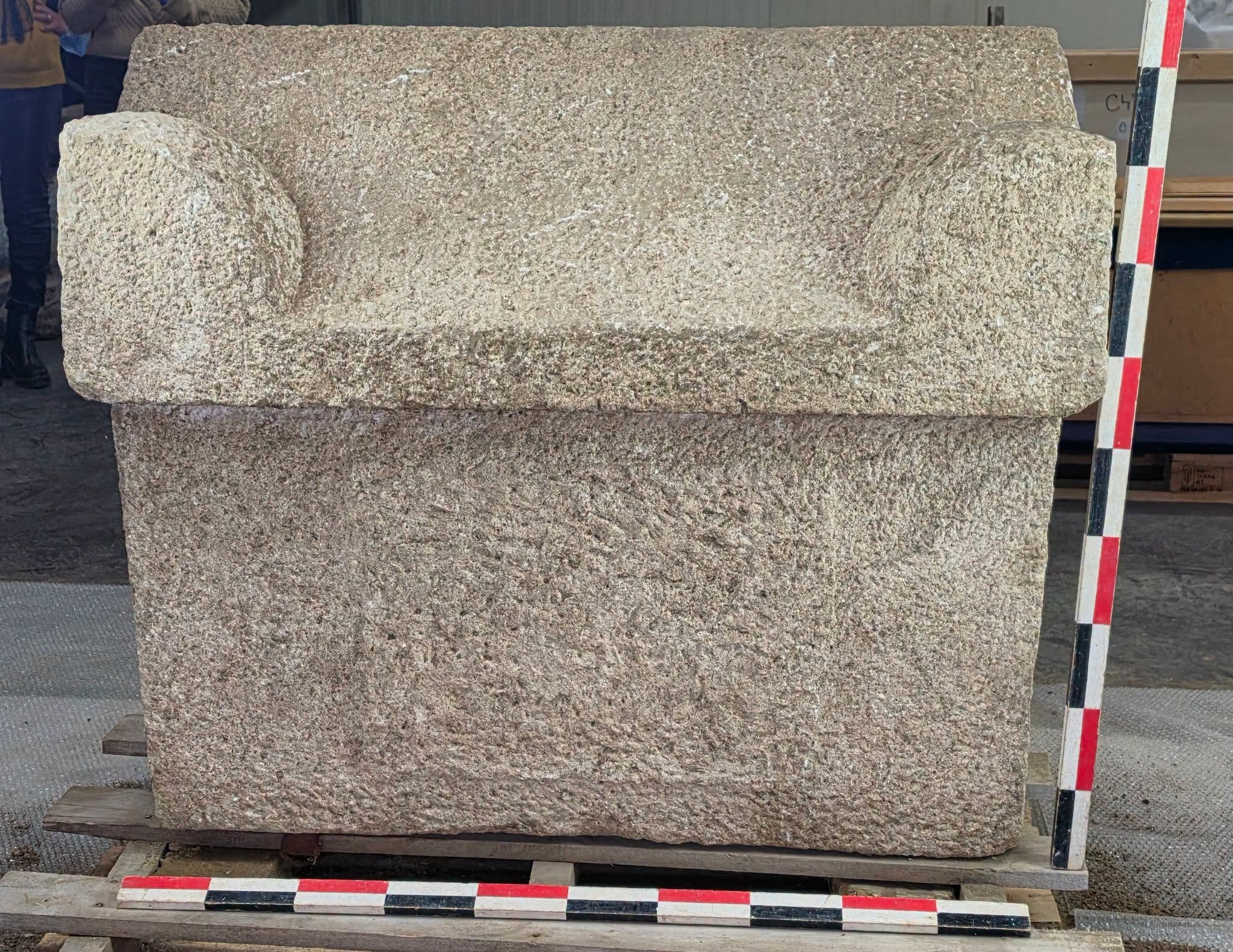 Sarcofagul de la Tomis: copilul era probabil un bebeluș, cetățean roman, iar trupul a fost pseudomumificat, spun arheologii MINAC