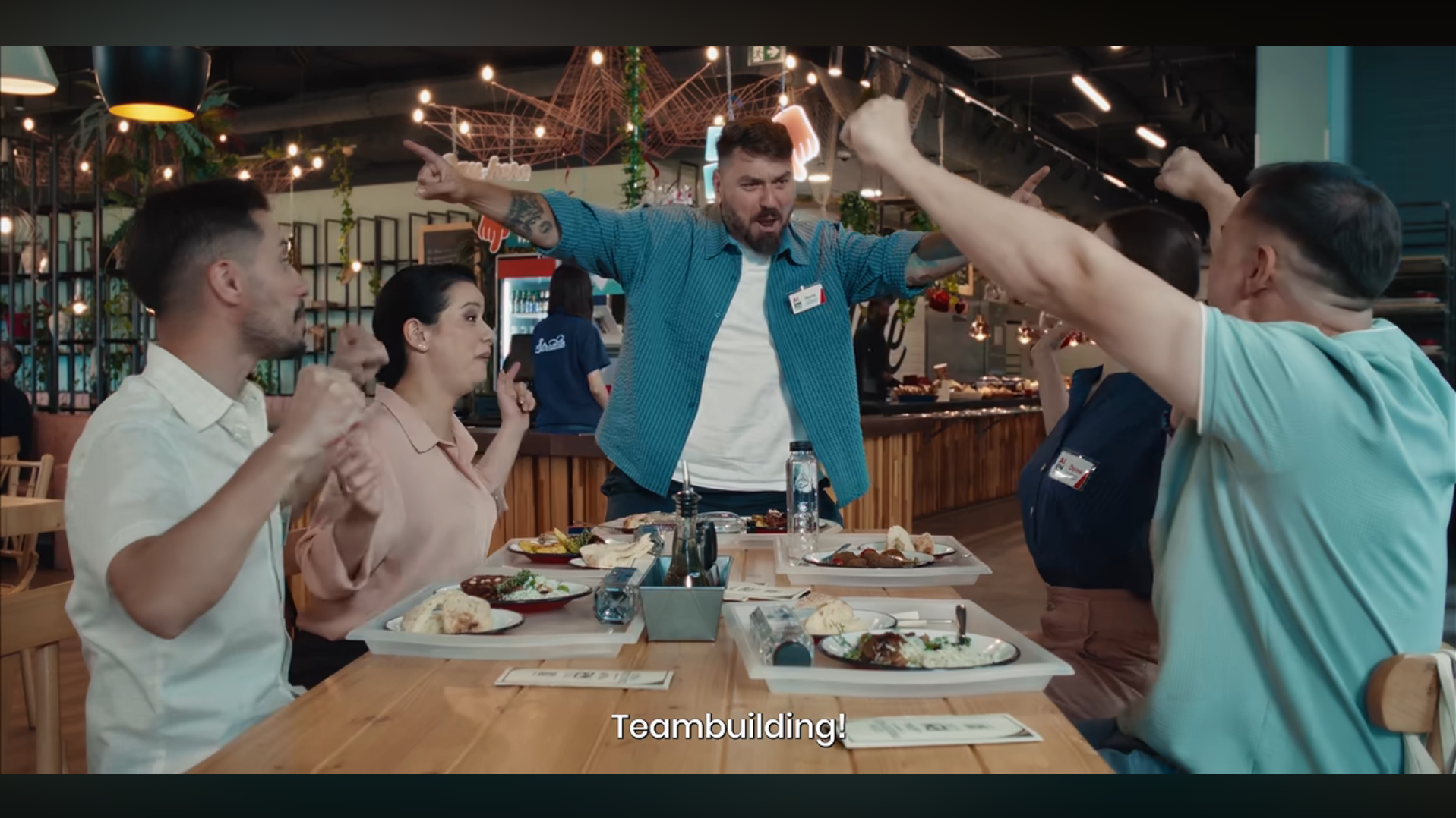 „Teambuilding 2” ajunge în cinematografe: ce arată sondajul Vidra despre primul film și cum descrie Micutzu revenirea lui Horia