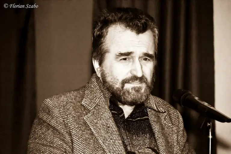 A murit poetul Vasile Muste, organizatorul Festivalului Internațional de Poezie de la Sighetu Marmației, la 70 de ani