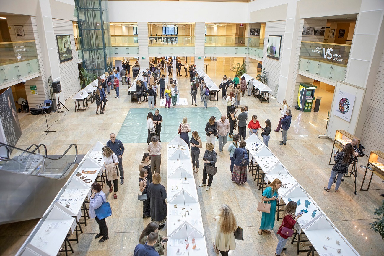 Romanian Jewelry Week 2026, la Biblioteca Națională: circa 300 de designeri de bijuterie contemporană din peste 50 de țări